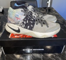 Tênis de basquete Nike Kyrie 2 Effect masculino tamanho 8.5 tie-dye 2015 OG Colorway comprar usado  Enviando para Brazil
