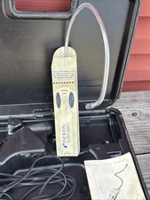 Kit detector de vazamento de refrigerante Inficon D-TEK Select com estojo peças ou reparo comprar usado  Enviando para Brazil