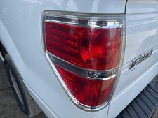 Tail light assembly for sale  Cocoa
