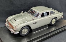 Usado, Carro modelo fundido RC2 Joyride 1965 Aston Martin DB5 James Bond 007 em escala 1/18 comprar usado  Enviando para Brazil