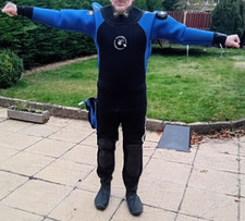Typhoon drysuit black for sale Typhoon drysuit black for sale  CURRIE