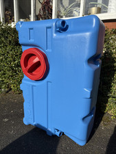 Fresh water tank for sale  MARKET HARBOROUGH