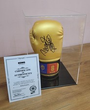 Luva de boxe assinada por Manny Pacquiao com certificado de autenticidade (COA) na caixa, usado comprar usado Luva de boxe assinada por Manny Pacquiao com certificado de autenticidade (COA) na caixa, usado comprar usado  Enviando para Brazil