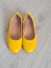 Fitflops size yellow for sale  CREWE