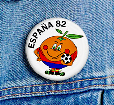 NARANJITO chapa clip imán pin España 82 mascota fútbol 38mm comprar usado  Enviando para Brazil