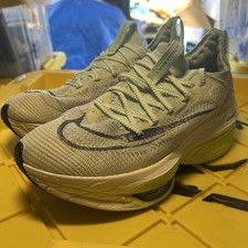 Tamanho EUA 9 - Nike Air Zoom Alphafly NEXT% 2 Volt Espuma Perfeito (Modelo DV422-300) (62) comprar usado Tamanho EUA 9 - Nike Air Zoom Alphafly NEXT% 2 Volt Espuma Perfeito (Modelo DV422-300) (62) comprar usado  Enviando para Brazil