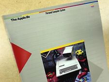 ESTADO PERFEITO! 40 anos de idade __ Apple 2 IIe sistema de computador pessoal __ 16 pg FOLHETO RARO comprar usado  Enviando para Brazil
