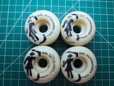 Meninas - Rodas de skate brancas 52mm. comprar usado Meninas - Rodas de skate brancas 52mm. comprar usado  Enviando para Brazil