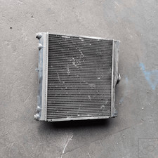 1770081a00000 radiatore suzuki usato  Italia