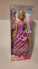 Mattel 2012 barbie d'occasion  Saint-Médard-en-Jalles