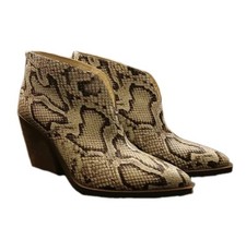 Vince camuto booties for sale  Excelsior