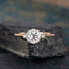 Women round cut for sale  Edison
