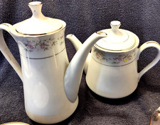 Cafetera y tetera de porcelana María de Japón segunda mano  Embacar hacia Mexico