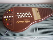 omnichord usato omnichord usato Spedire a Italy