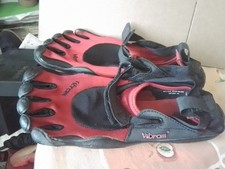 Vibram five fingers for sale  LEEDS