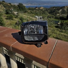 Faretto fanalino anteriore usato  Messina