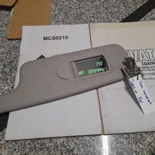 8200246823 aletta parasole usato  Italia