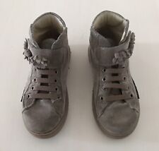 Sneakers scarpe neonata usato  San Vito dei Normanni