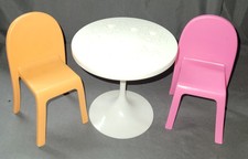 Kitchen table chairs for sale  Hillsborough