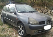 Ricambi clio serie usato  Villafranca Sicula