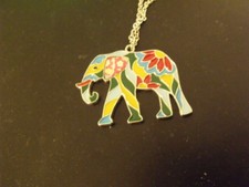 Pendentif fantaisie éléphant d'occasion  Paris XVII