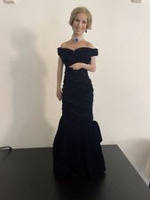 Bambola ceramica lady usato  Genova