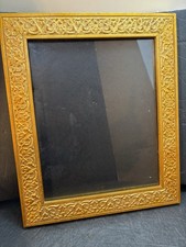 Moldura de parede de madeira Gold Leaf Gesso 10X12” comporta tela horizontal/vertical 7X9” comprar usado Moldura de parede de madeira Gold Leaf Gesso 10X12” comporta tela horizontal/vertical 7X9” comprar usado  Enviando para Brazil