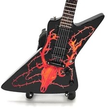 Mini Guitarra ELK SKULL Para METALLICA JAMES HETFIELD e Suporte de Exibição Grátis comprar usado Mini Guitarra ELK SKULL Para METALLICA JAMES HETFIELD e Suporte de Exibição Grátis comprar usado  Enviando para Brazil