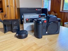 Leica sl2 boxed d'occasion  Expédié en Belgium