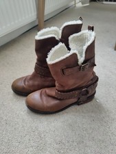 Size brown leather for sale  GRAVESEND