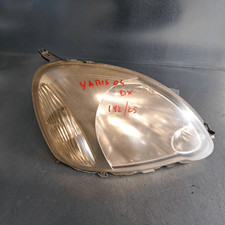 8111052360 proiettore toyota usato  Italia
