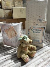 hugs kisses for sale  CRAWLEY