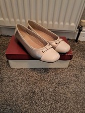 Clarks shoes size for sale  WOLVERHAMPTON