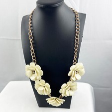 White gardenia flower for sale  Bellevue