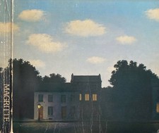 Magritte. retrospective. aa.vv usato  Italia