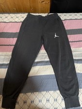 Schwarze jogginghose gebraucht kaufen  Landshut