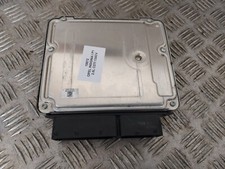 Calculateur moteur bosch d'occasion  Déols