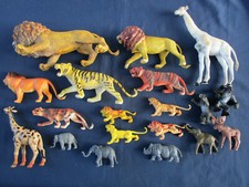 Figurines animaux sauvages d'occasion  Mollégès
