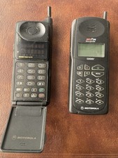 Due cellulari vintage usato  Torino