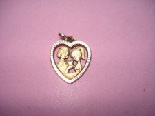 Médaille pendentif coeur d'occasion  Villiers-sur-Marne