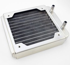 Radiatore raffreddamento acqua usato  Roma