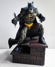 Batman direct statua usato  Messina