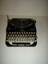 Macchina scrivere storica usato  Schiavon