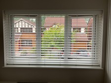 4 venetian blinds for sale 4 venetian blinds for sale MANCHESTER