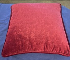 Gallerie. versailles crimson for sale  Riverside
