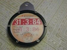 GRANDE HONDA BRITÂNICA 49cc MOTOCICLETA MARÇO 1984 # HVW 44H DISCO FISCAL DE METAL E SUPORTE comprar usado  Enviando para Brazil