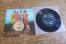 The Beatles Sgt. Peppers Lonely Hearts Club Band UK 1978 1st Parlophone R6022 7" comprar usado  Enviando para Brazil