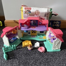 Fisher Price Little People Sweet Sounds Dom z meblami W pełni sprawny  na sprzedaż  Wysyłka do Poland