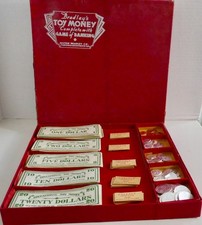 Vintage 1930s BRADLEY'S BRINQUEDO DINHEIRO COMPLETO COM JOGO BANCÁRIO Milton Bradley comprar usado Vintage 1930s BRADLEY'S BRINQUEDO DINHEIRO COMPLETO COM JOGO BANCÁRIO Milton Bradley comprar usado  Enviando para Brazil