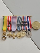 Barrette médailles agrafes d'occasion  Illzach